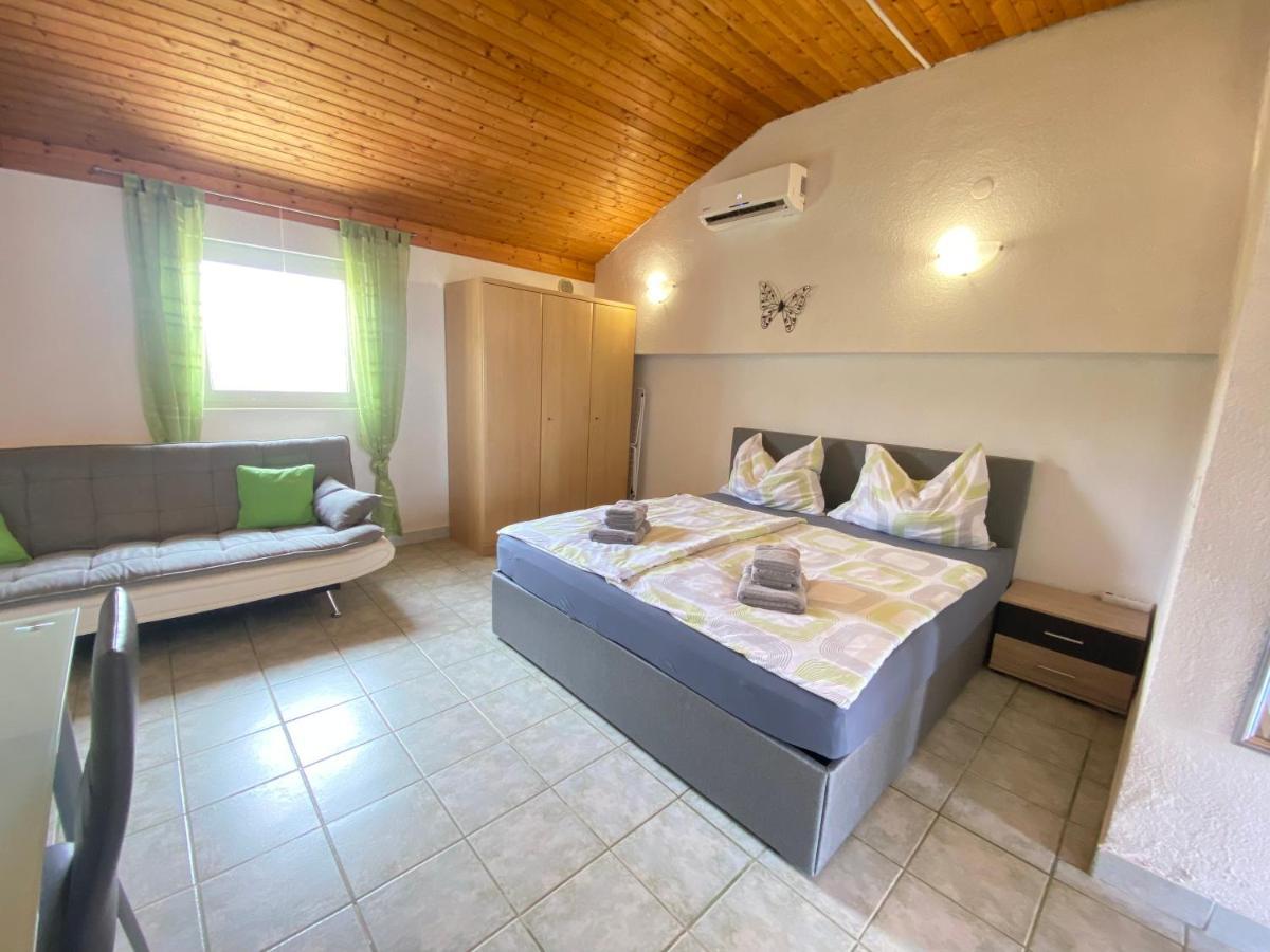 Villa Sabina - Apartments Kroatien Ražanac Zewnętrze zdjęcie